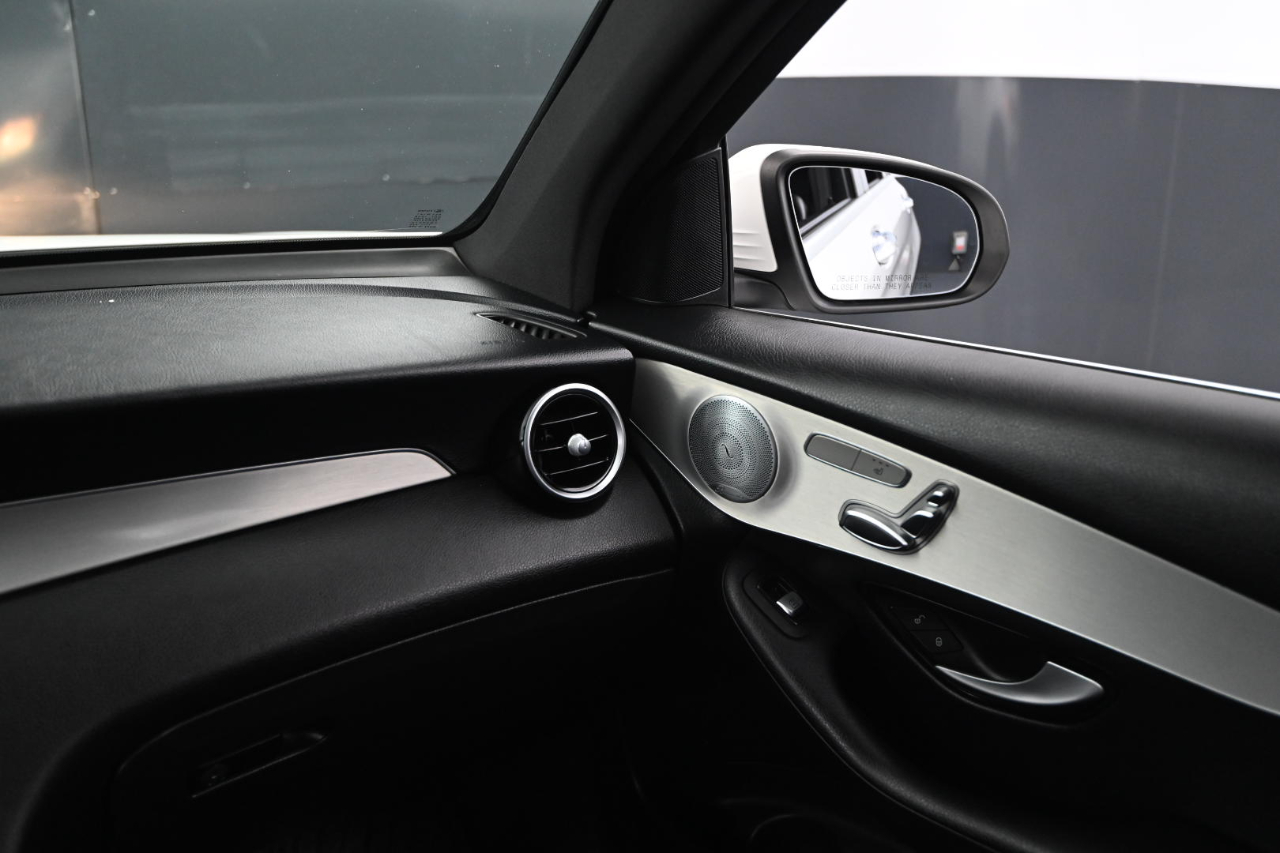 Mercedes-Benz GLC-Class  2019