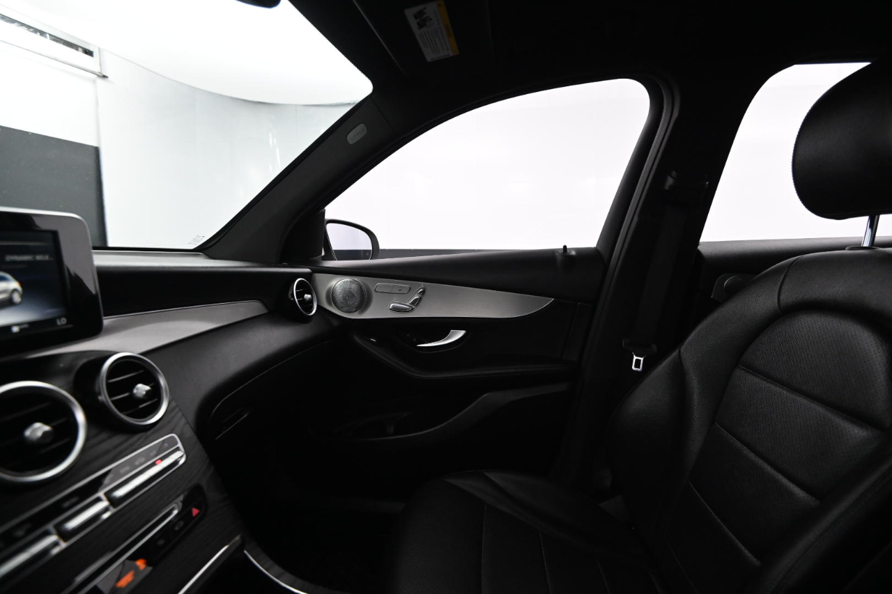 Mercedes-Benz GLC-Class  2019