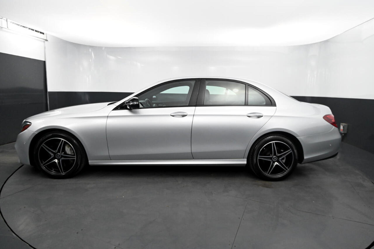 2020 Mercedes Benz E Sedan 4MATIC photo 2