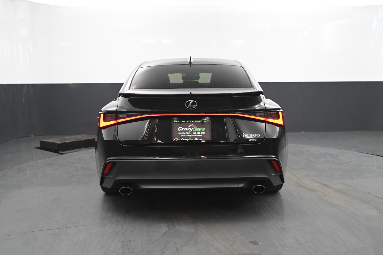 Lexus IS 300 AWD 2022 Lexus IS 300 AWD 2022