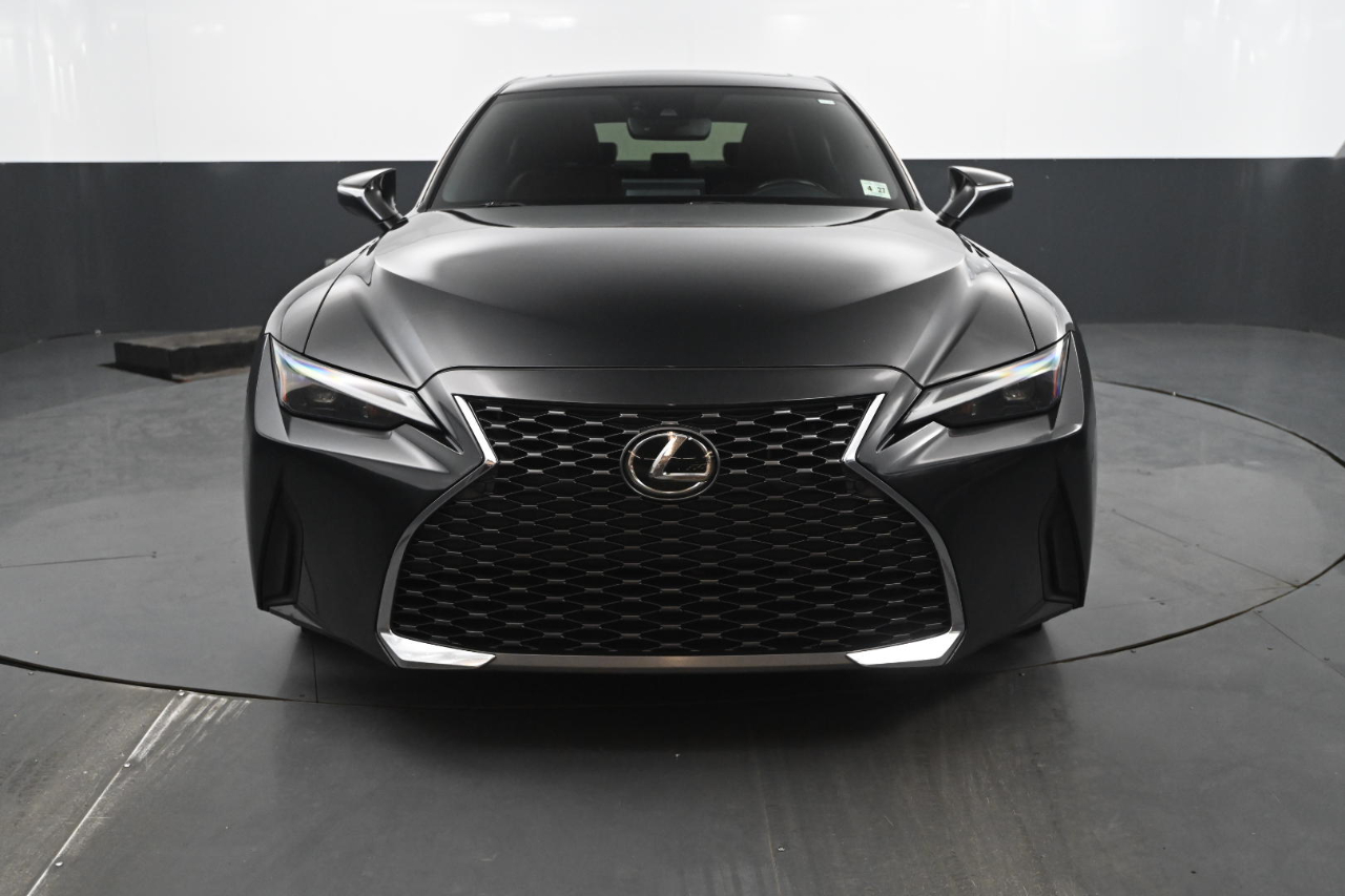 Lexus IS 300 AWD 2022 Lexus IS 300 AWD 2022