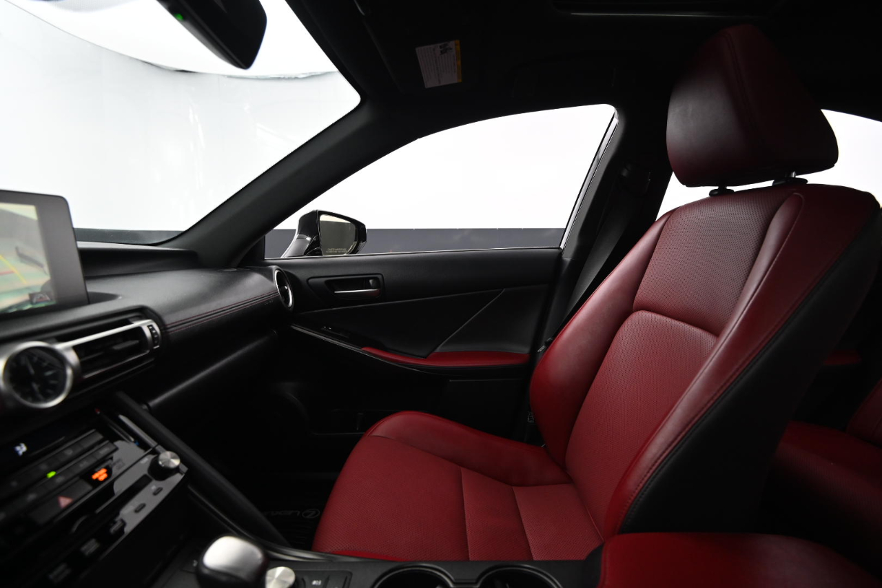 Lexus IS 300 AWD 2022 Lexus IS 300 AWD 2022