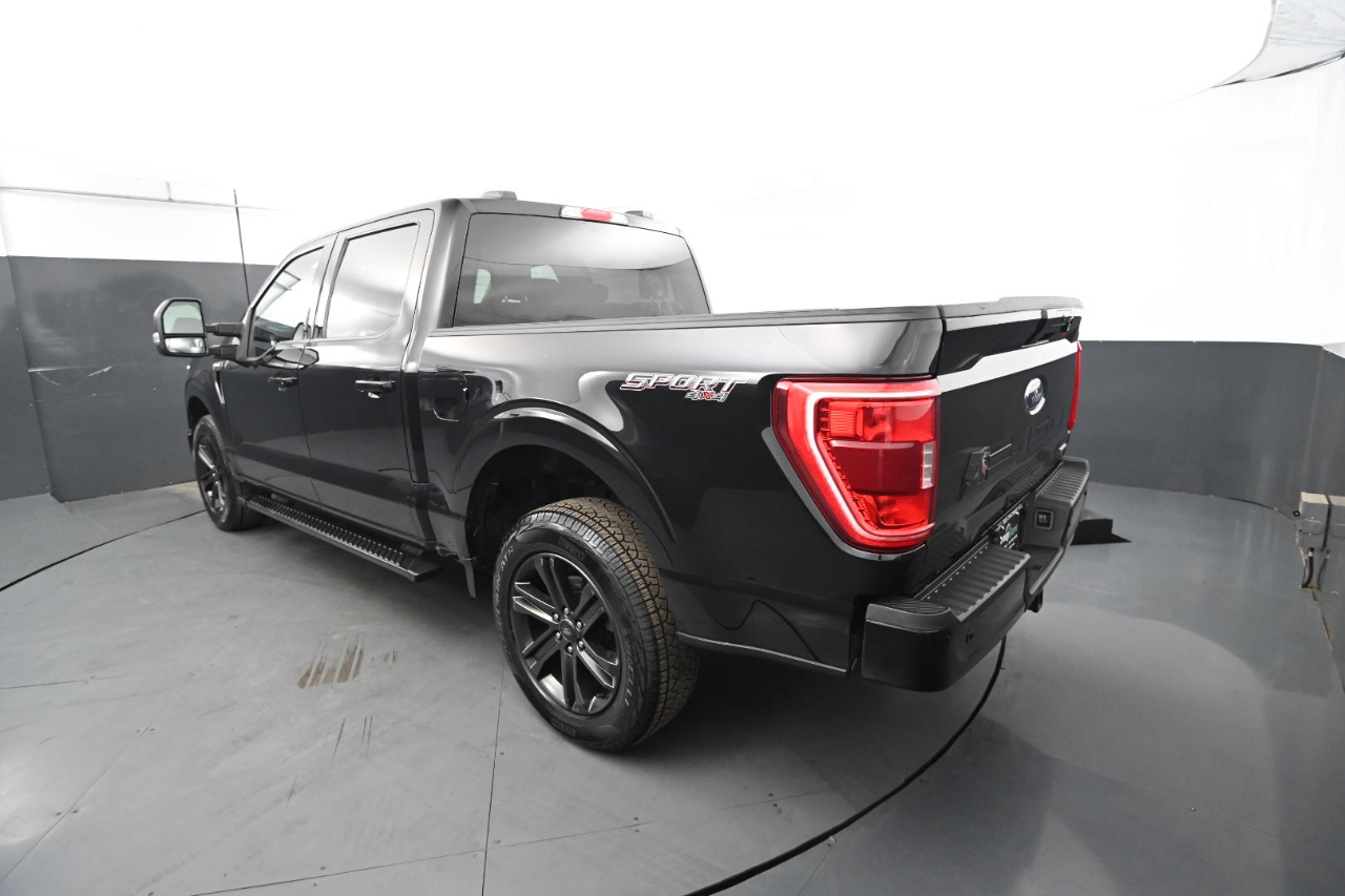 2021 Ford F-150 XLT photo 3