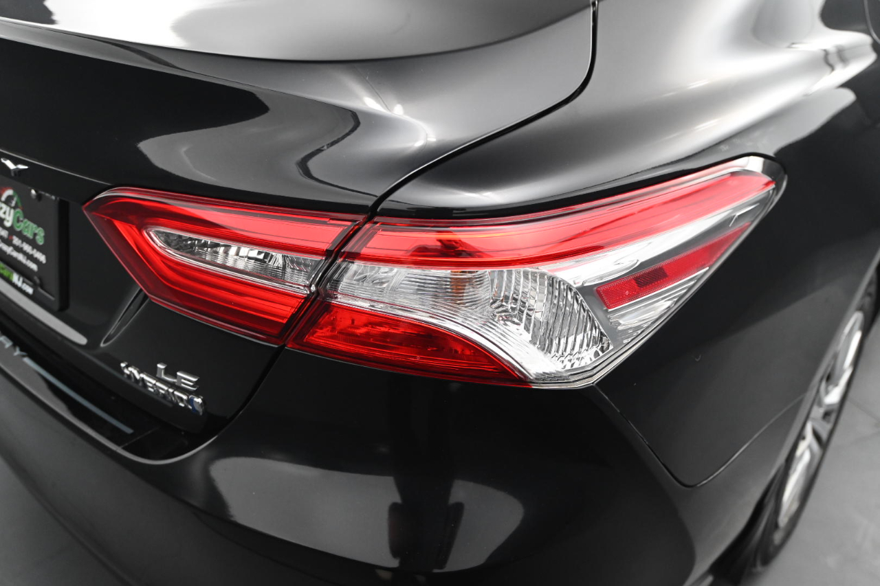 Toyota Camry Hybrid LE 2020 Toyota Camry Hybrid LE 2020