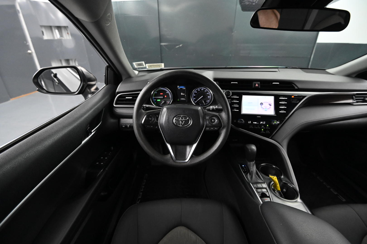 Toyota Camry Hybrid LE 2020 Toyota Camry Hybrid LE 2020