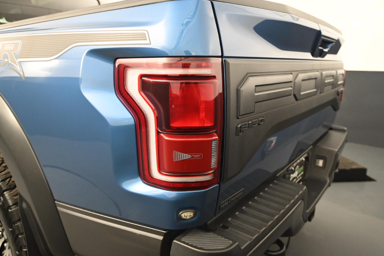 Ford F-150 Raptor SuperCrew 4WD 2019 Ford F-150 Raptor SuperCrew 4WD 2019