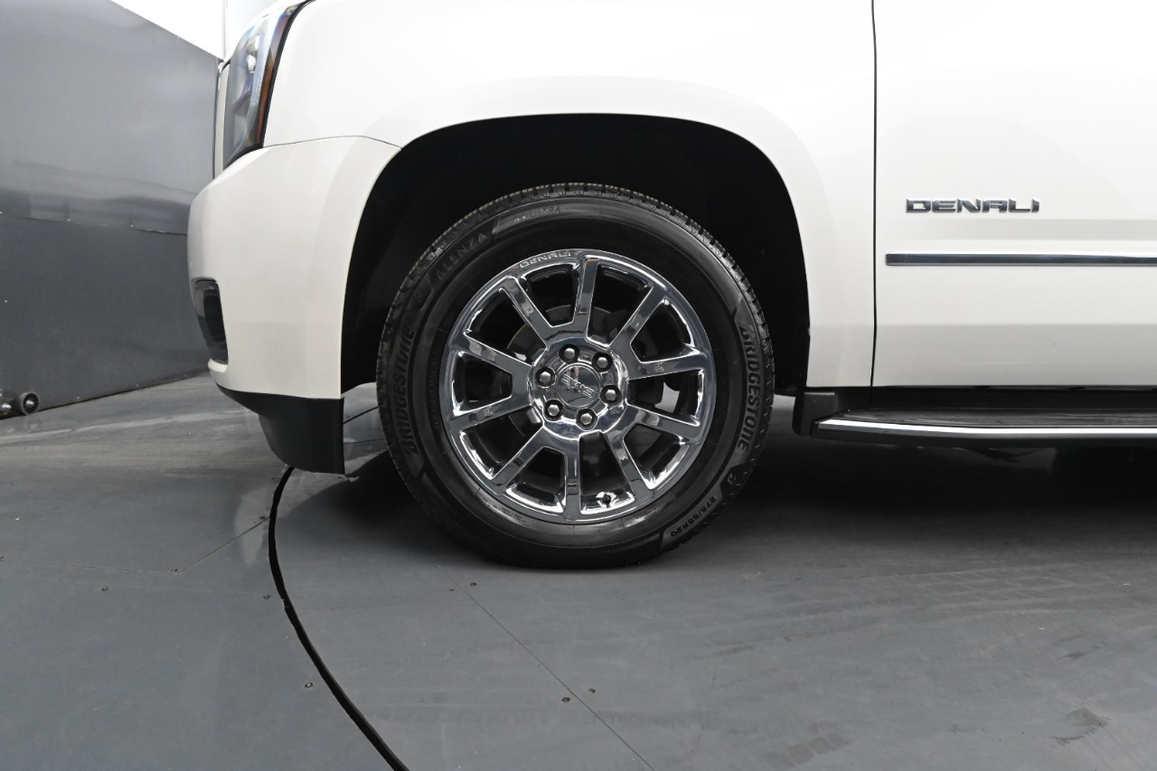 GMC Yukon Denali 4WD 2015 GMC Yukon Denali 4WD 2015