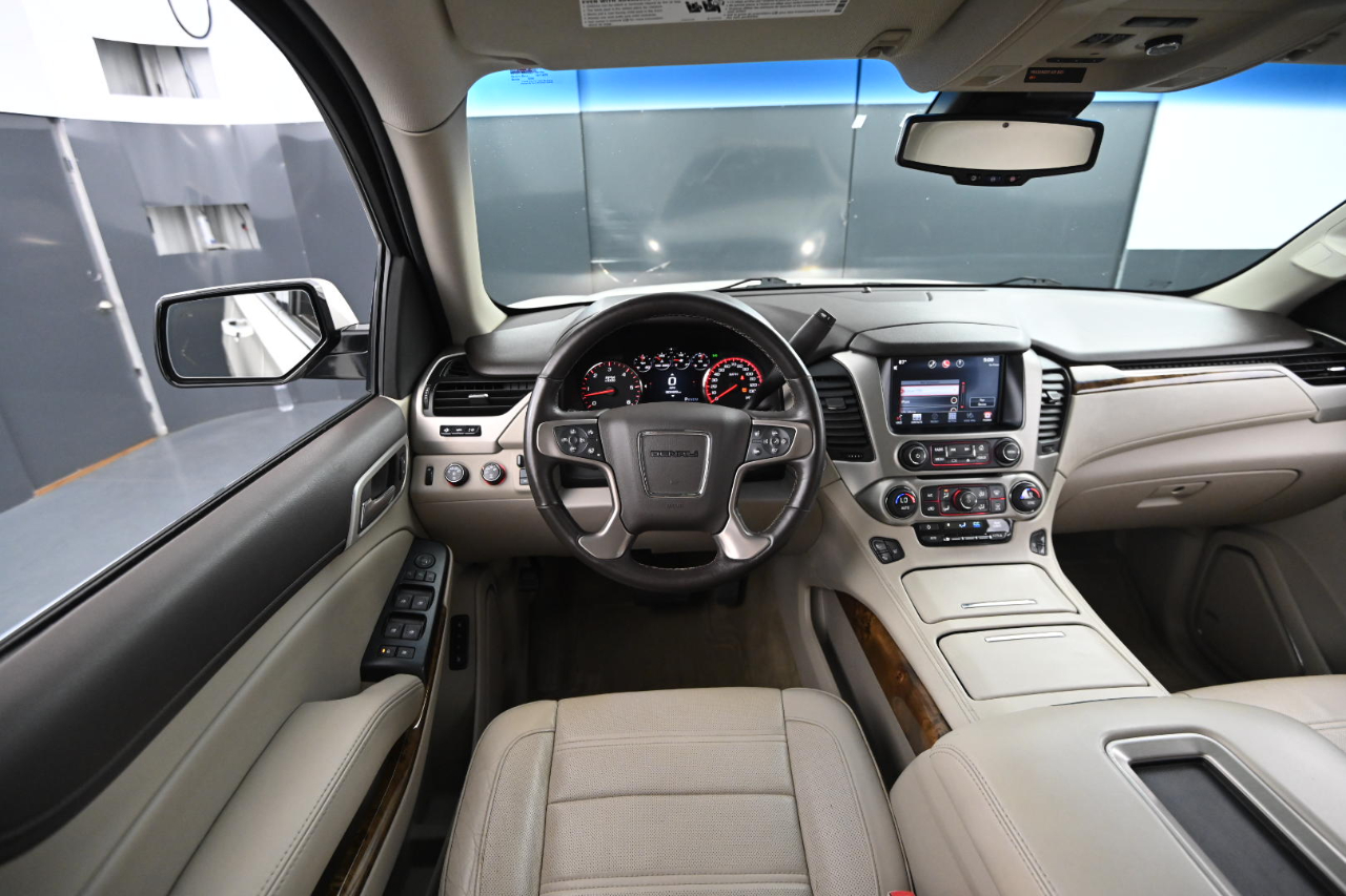 GMC Yukon Denali 4WD 2015 GMC Yukon Denali 4WD 2015