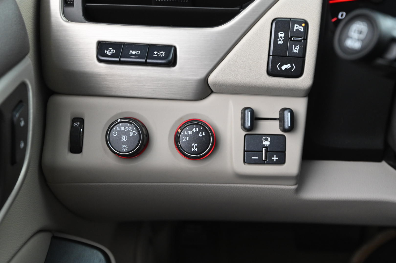 GMC Yukon Denali 4WD 2015 GMC Yukon Denali 4WD 2015