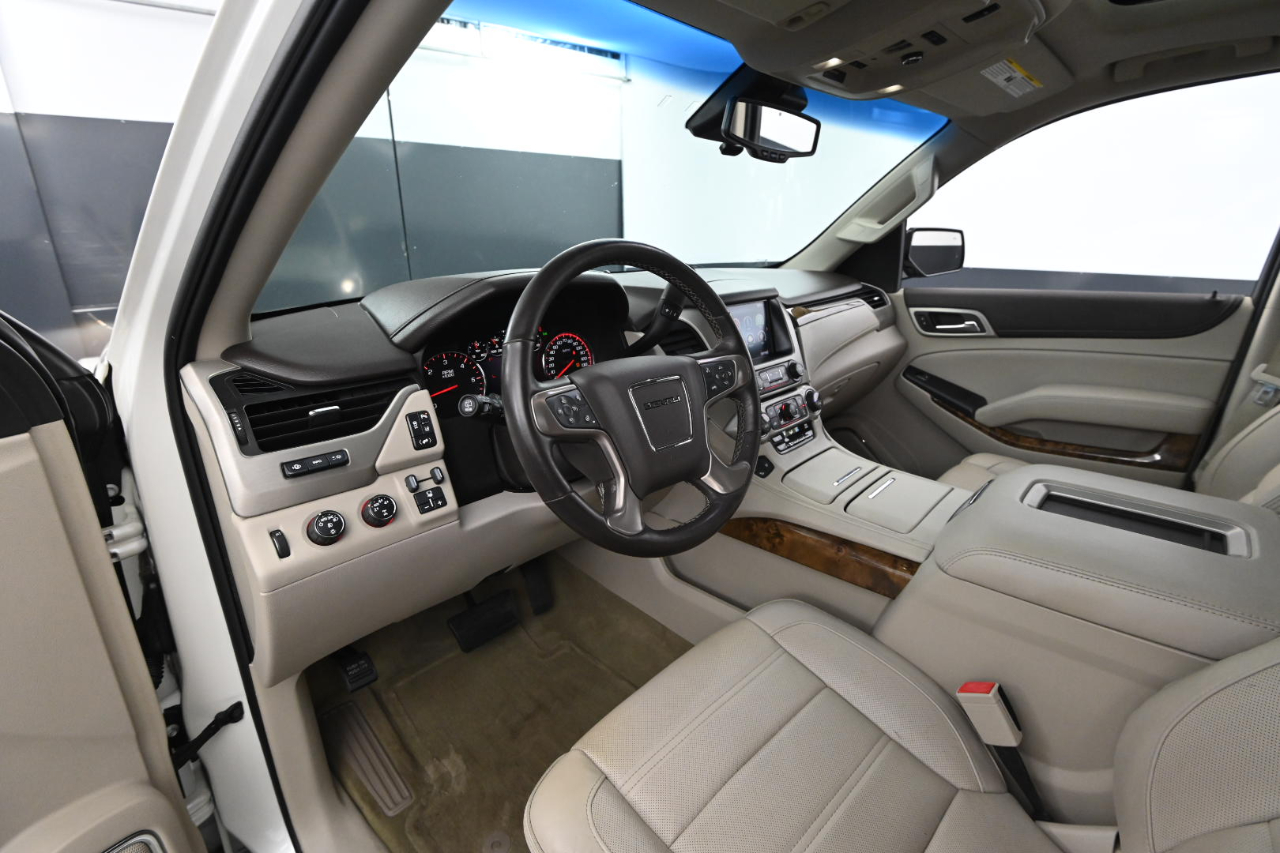 GMC Yukon Denali 4WD 2015 GMC Yukon Denali 4WD 2015