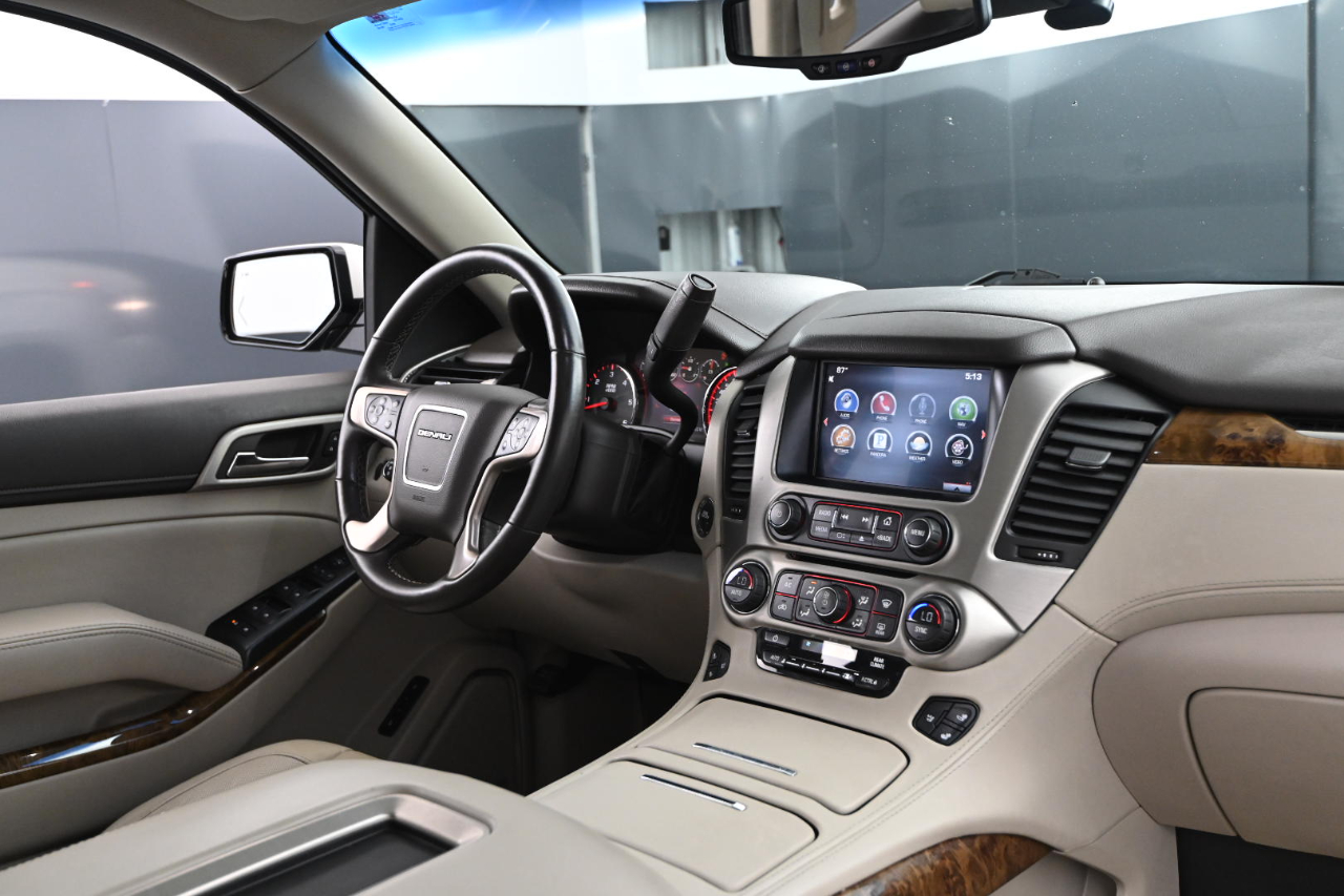 GMC Yukon Denali 4WD 2015 GMC Yukon Denali 4WD 2015
