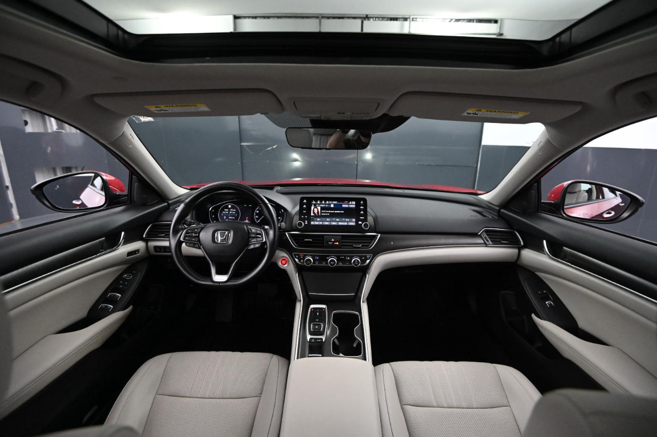Honda Accord Touring 2.0T 10A 2018 Honda Accord Touring 2.0T 10A 2018