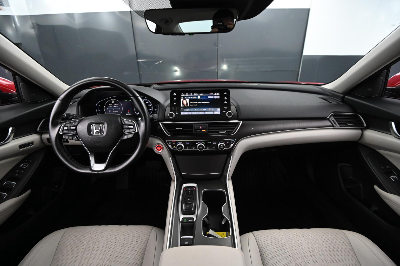 Honda Accord Touring 2.0T 10A 2018 Honda Accord Touring 2.0T 10A 2018