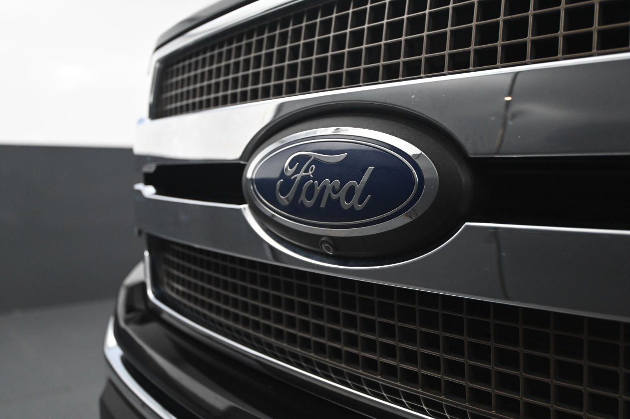 Ford F-150 King-Ranch SuperCrew 5.5-ft. 4WD 2019 Ford F-150 King-Ranch SuperCrew 5.5-ft. 4WD 2019