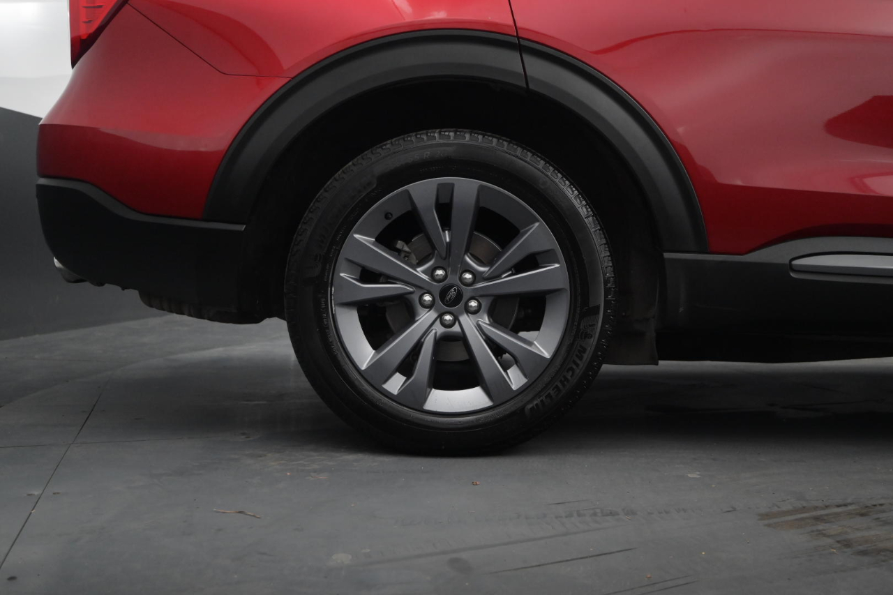 Ford Explorer XLT 4WD 2022