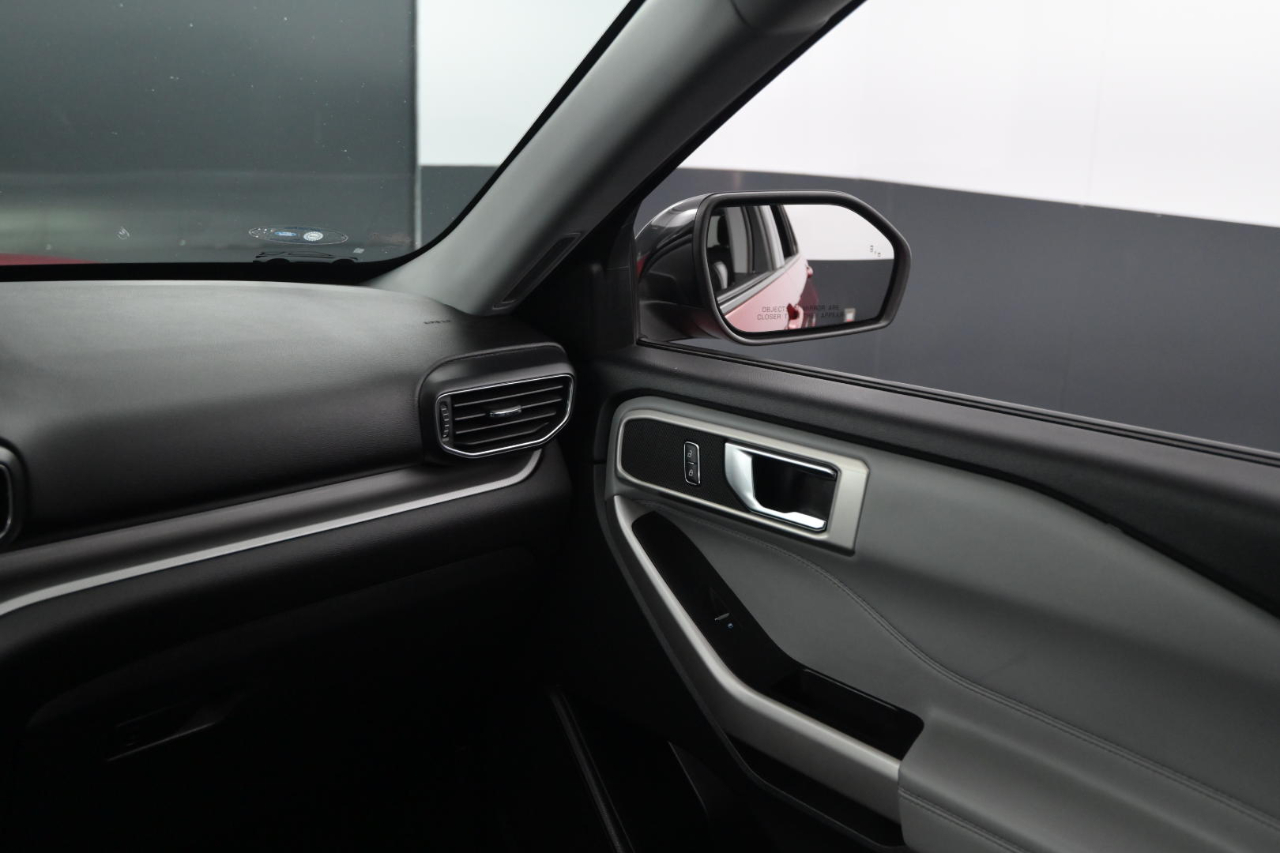 Ford Explorer XLT 4WD 2022