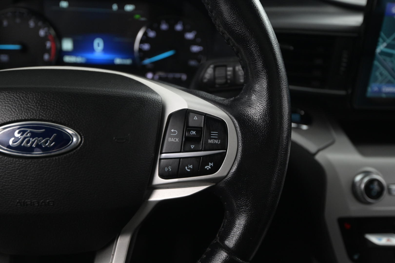 Ford Explorer XLT 4WD 2022