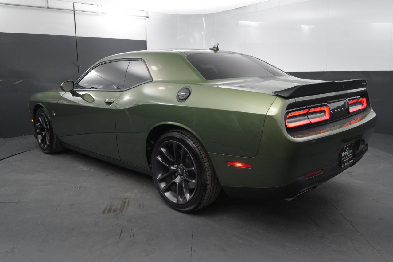 2021 Dodge Challenger R/T Scat Pack photo 3