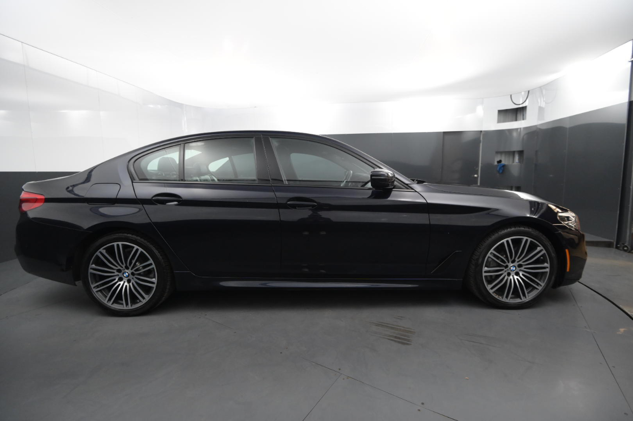 BMW 5-Series  2020