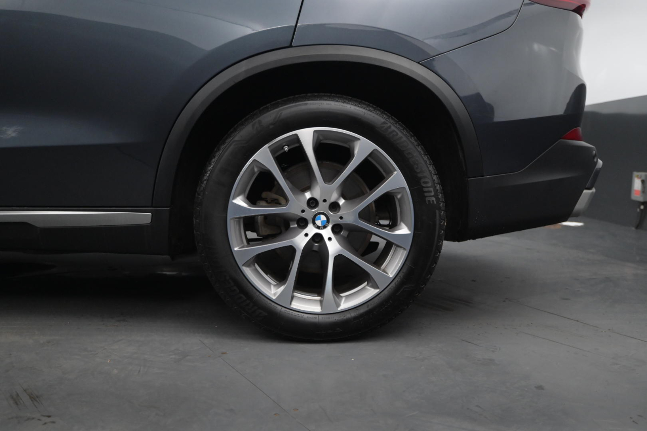 BMW X5 xDrive40i Sports Activity Vehicle 2019
