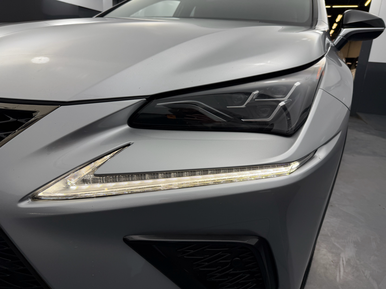 Lexus NX 300  2019