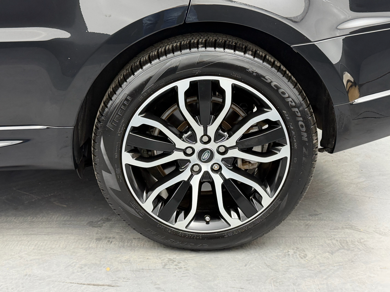 Land Rover Range Rover Sport Turbo i6 MHEV HSE 2020