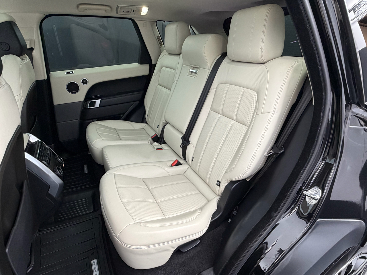 Land Rover Range Rover Sport Turbo i6 MHEV HSE 2020