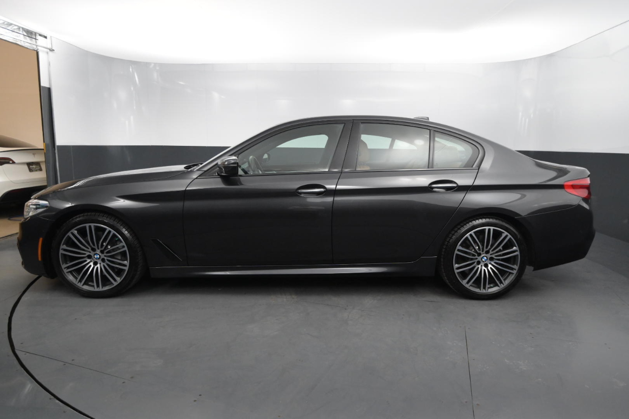 BMW 5 Series 540i xDrive Sedan 2017