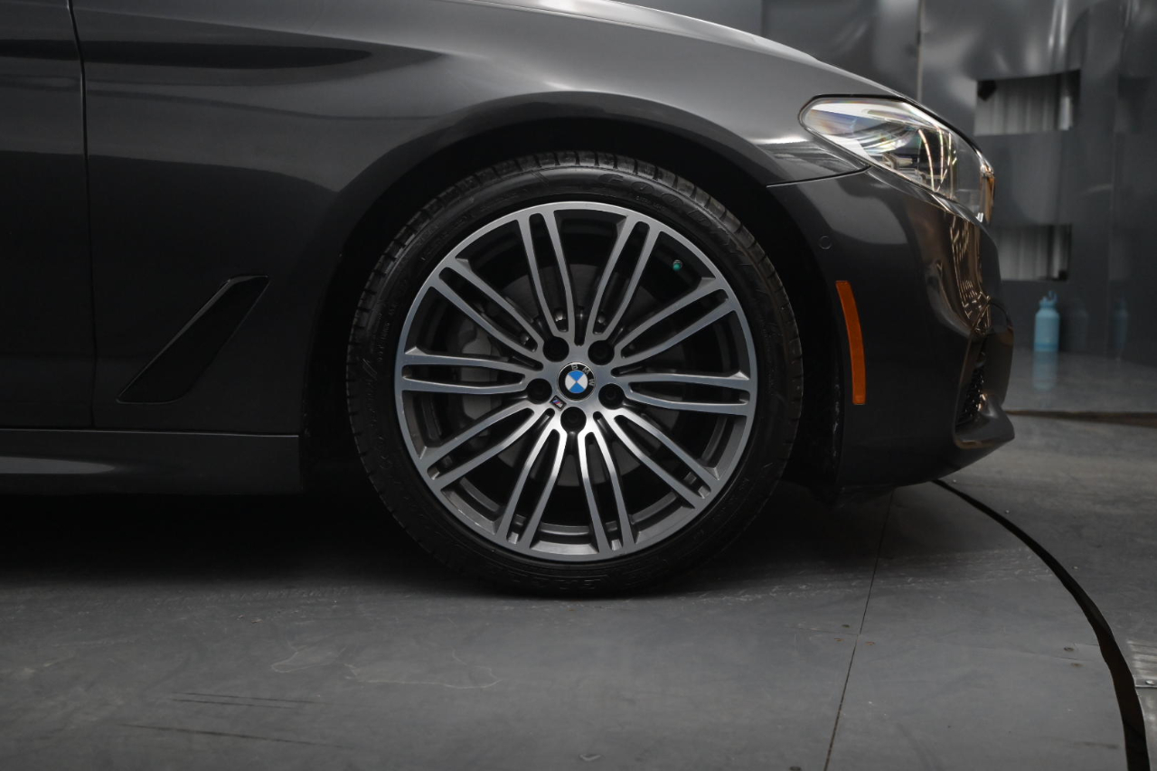 BMW 5 Series 540i xDrive Sedan 2017