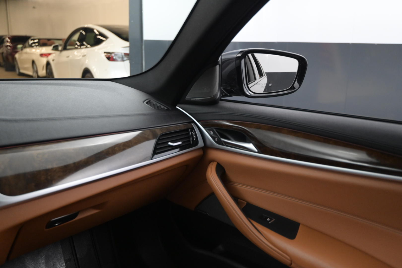 BMW 5 Series 540i xDrive Sedan 2017