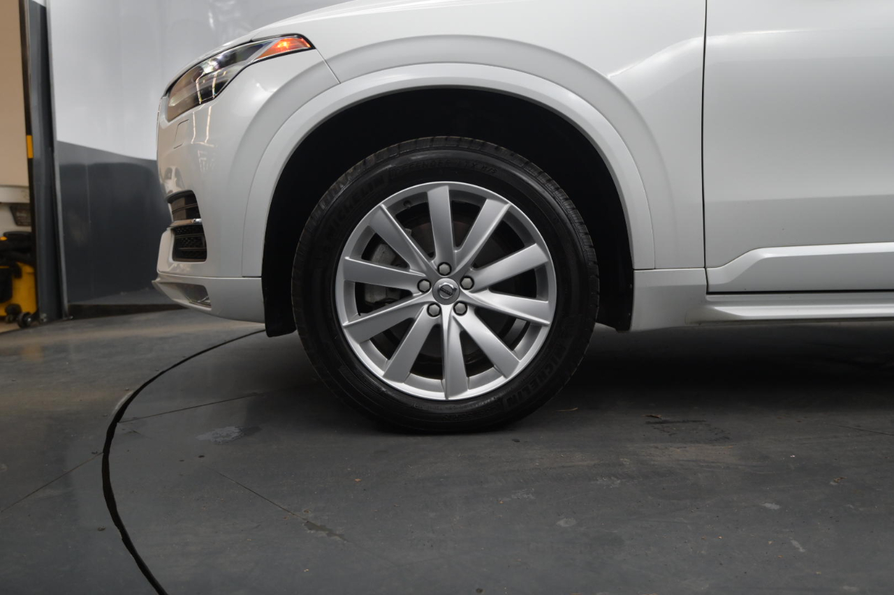 Volvo XC90 T5 AWD 5-Passenger Momentum 2017