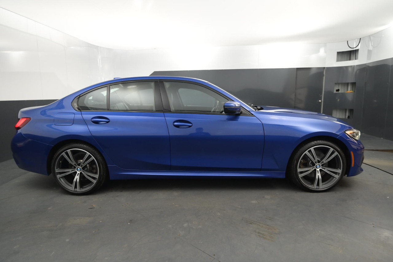 BMW 3 Series 330e xDrive Plug-In Hybrid 2021