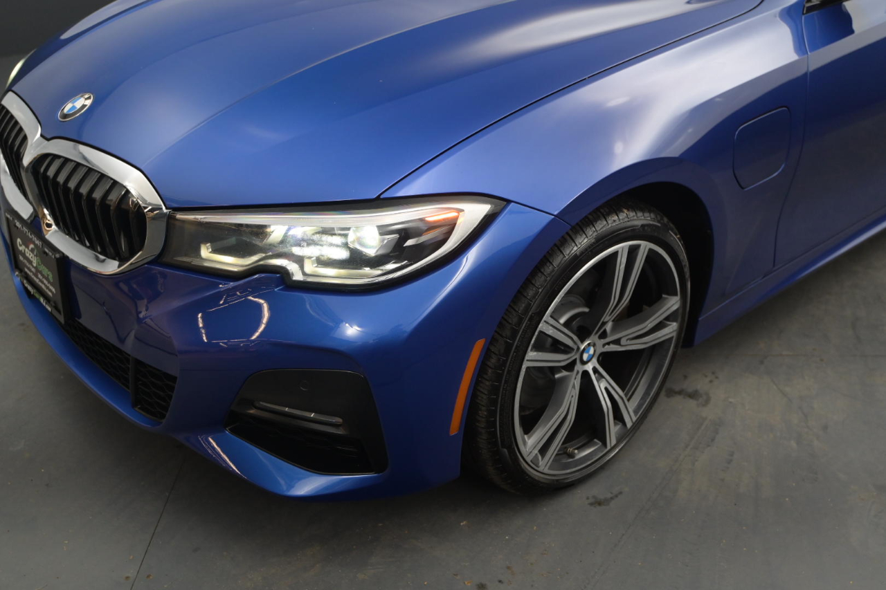 BMW 3 Series 330e xDrive Plug-In Hybrid 2021