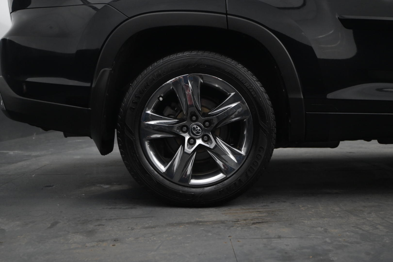 Toyota Highlander Limited V6 AWD (Natl) 2018