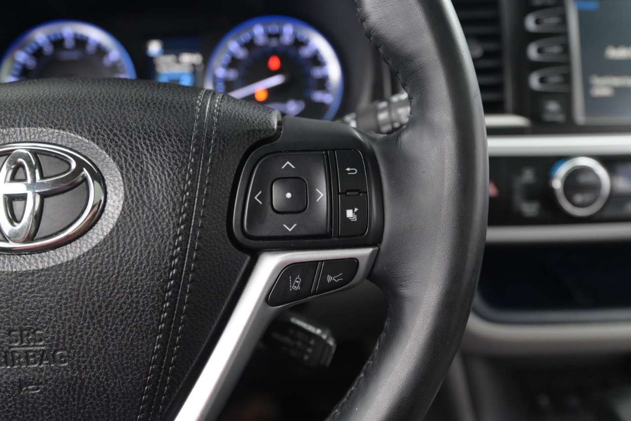 Toyota Highlander Limited V6 AWD (Natl) 2018