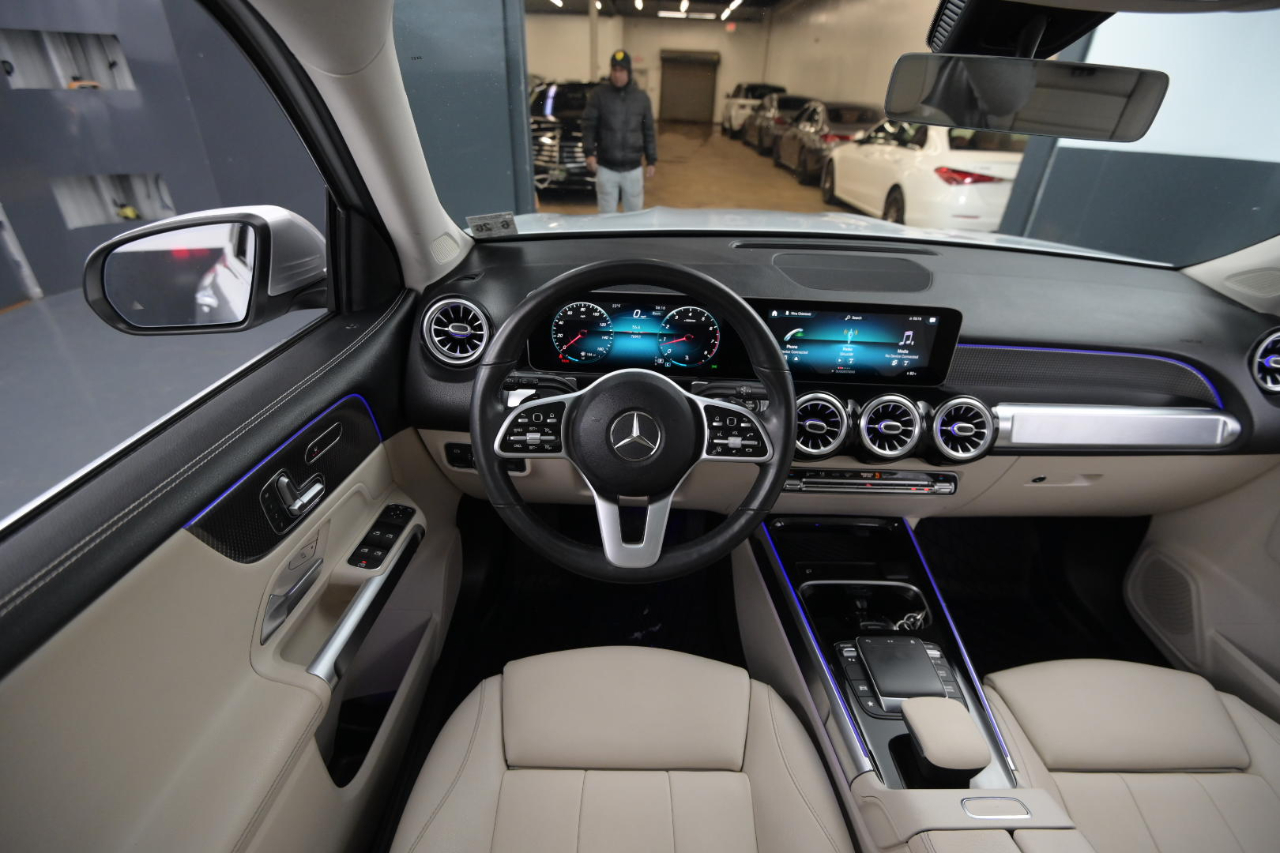 Mercedes-Benz GLB GLB 250 4MATIC SUV 2021