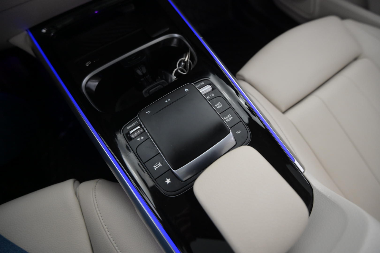 Mercedes-Benz GLB GLB 250 4MATIC SUV 2021