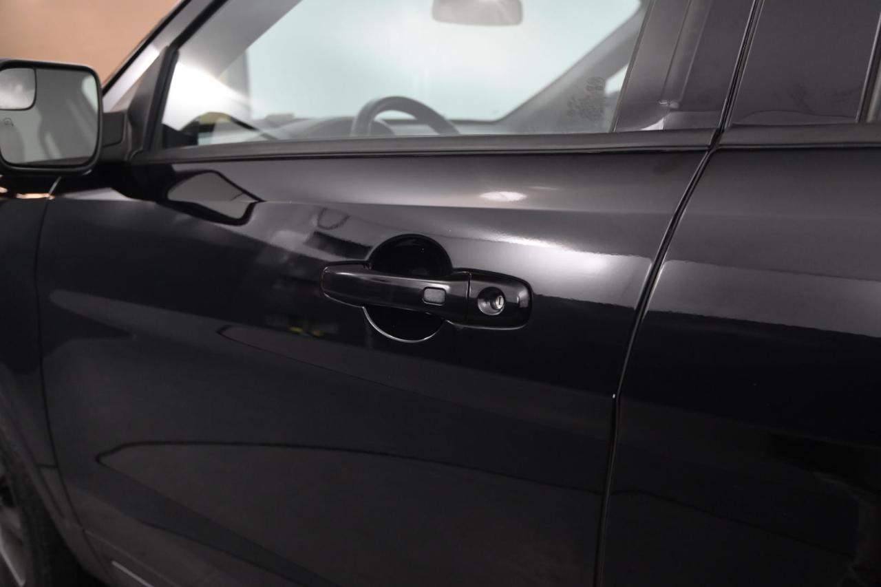 Ford Explorer XLT 4WD 2018