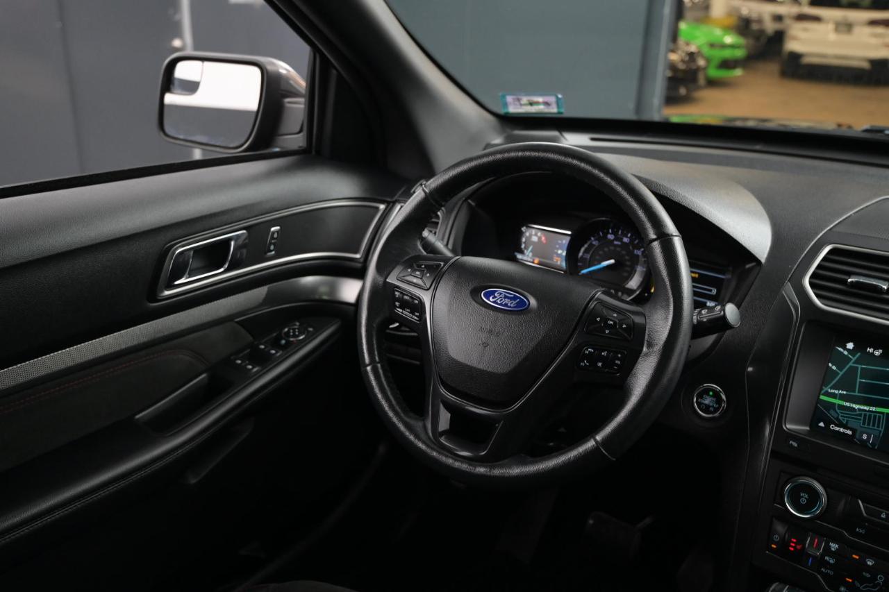 Ford Explorer XLT 4WD 2018