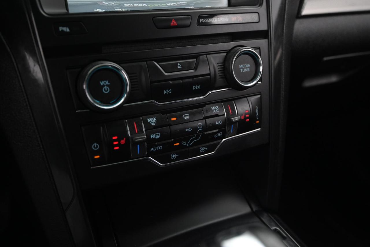 Ford Explorer XLT 4WD 2018