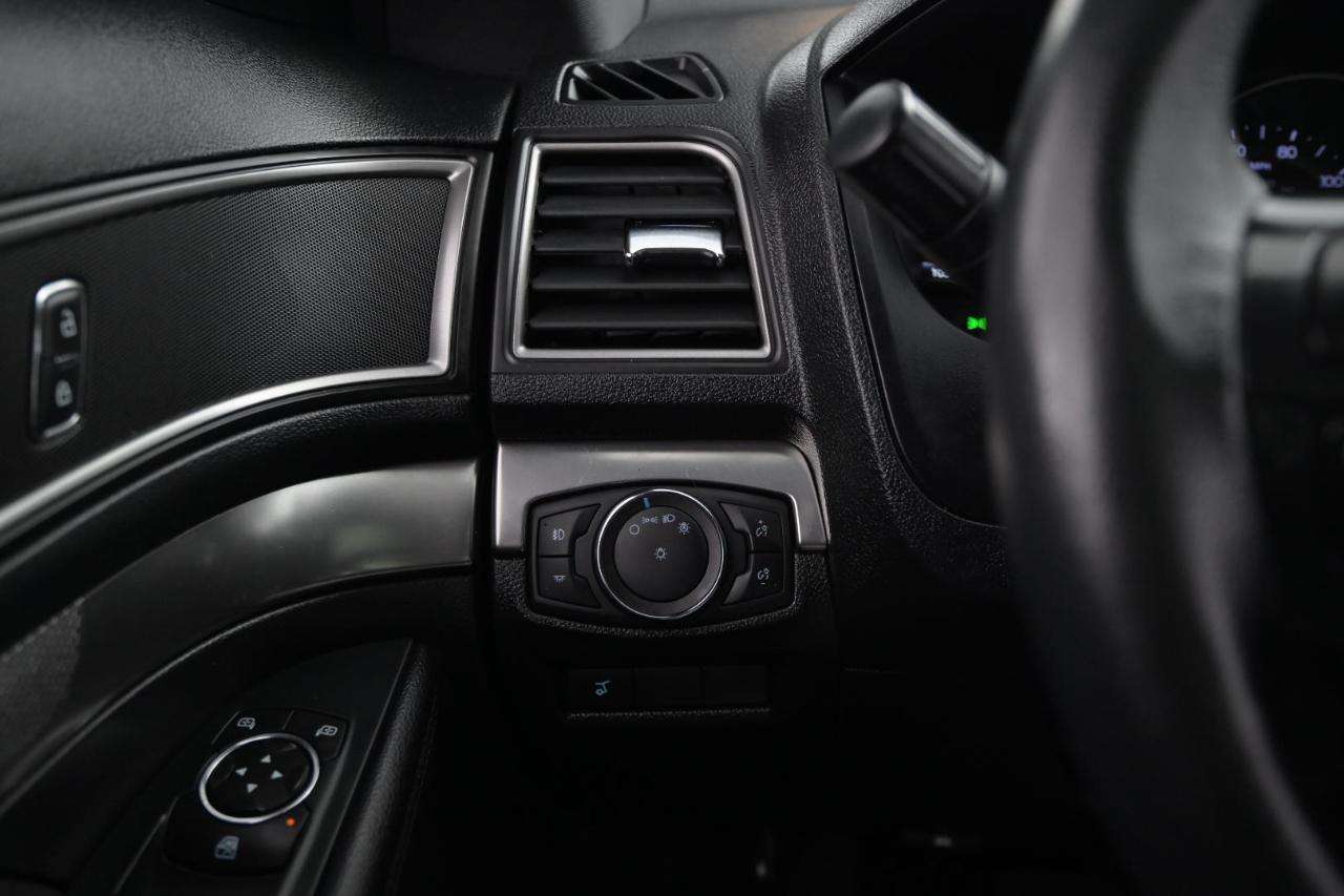 Ford Explorer XLT 4WD 2018