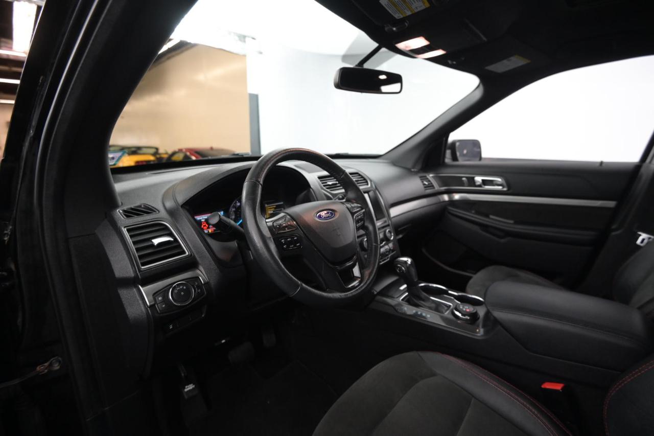 Ford Explorer XLT 4WD 2018