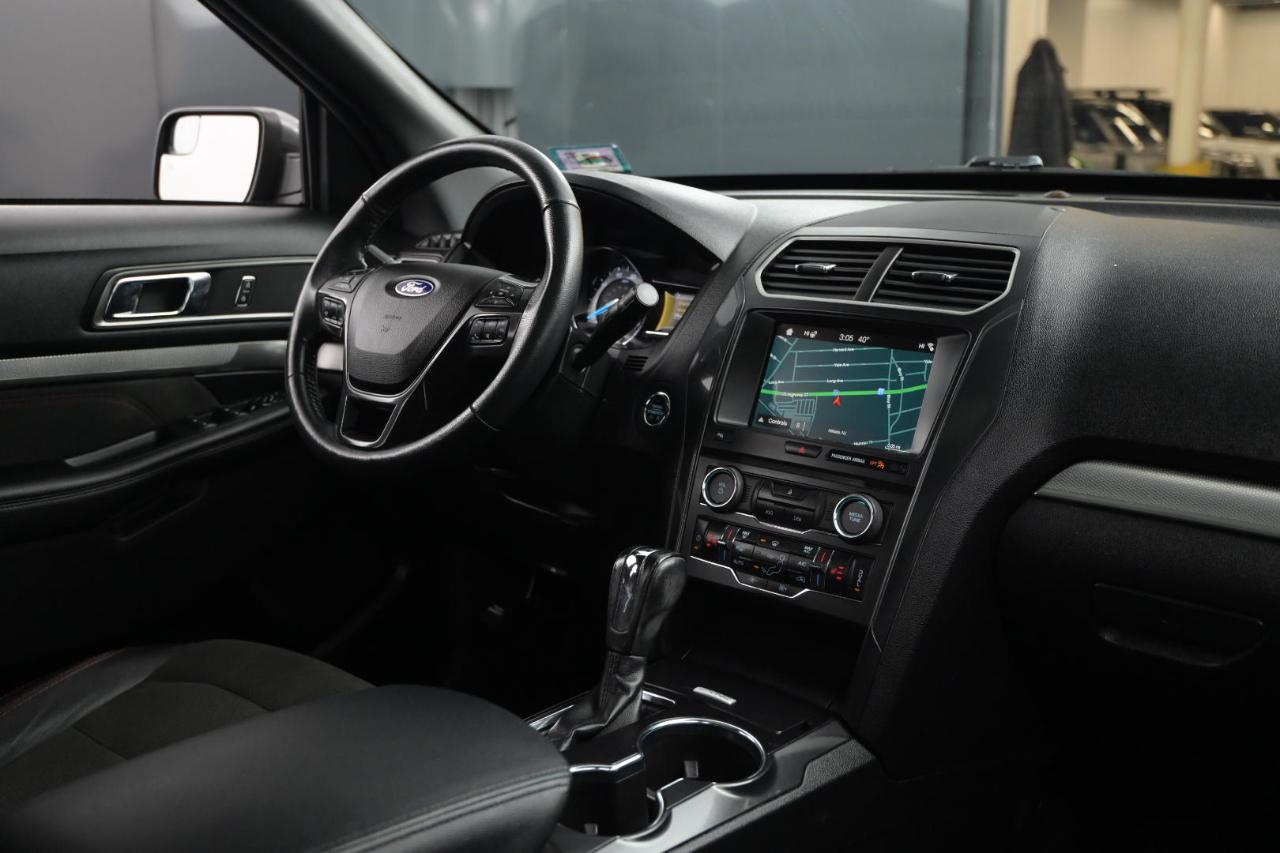 Ford Explorer XLT 4WD 2018