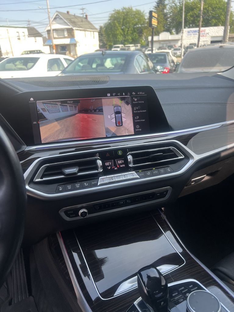 BMW X7  2019