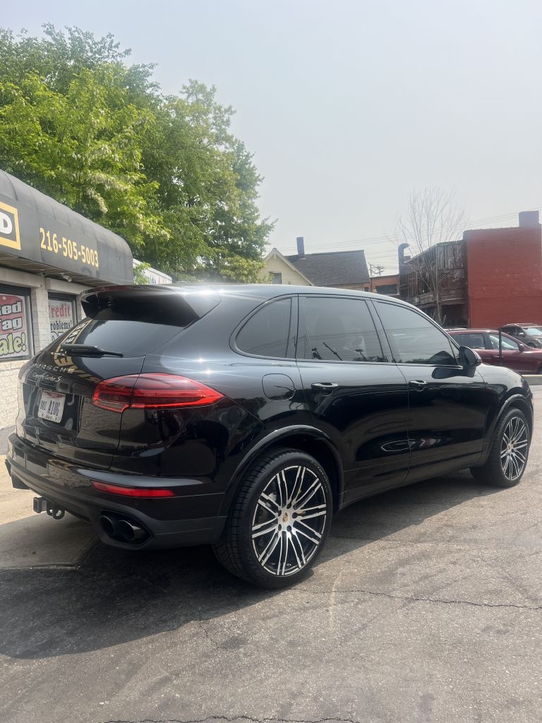 Porsche Cayenne  2016