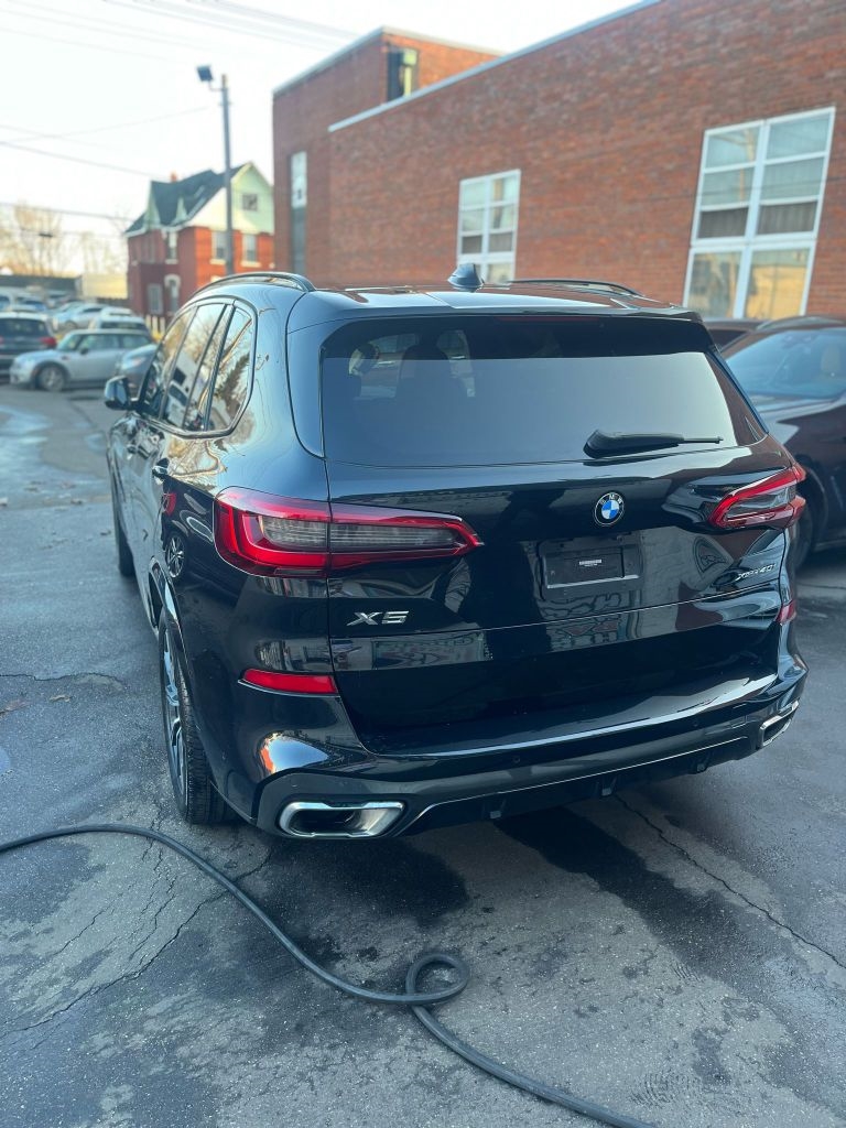 BMW X5  2019