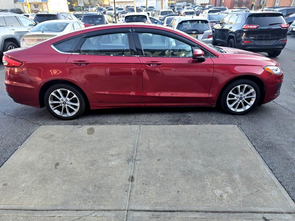 Ford Fusion Hybrid  2020