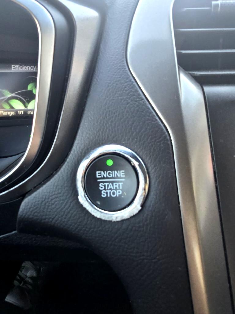 Ford Fusion Hybrid  2020