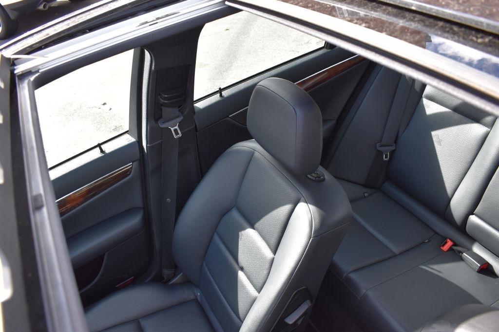 Mercedes-Benz C-Class  2012