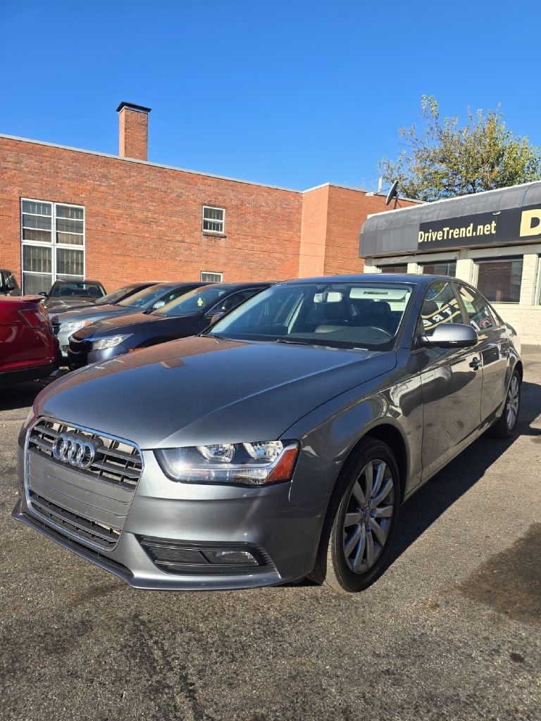 Audi A4  2013